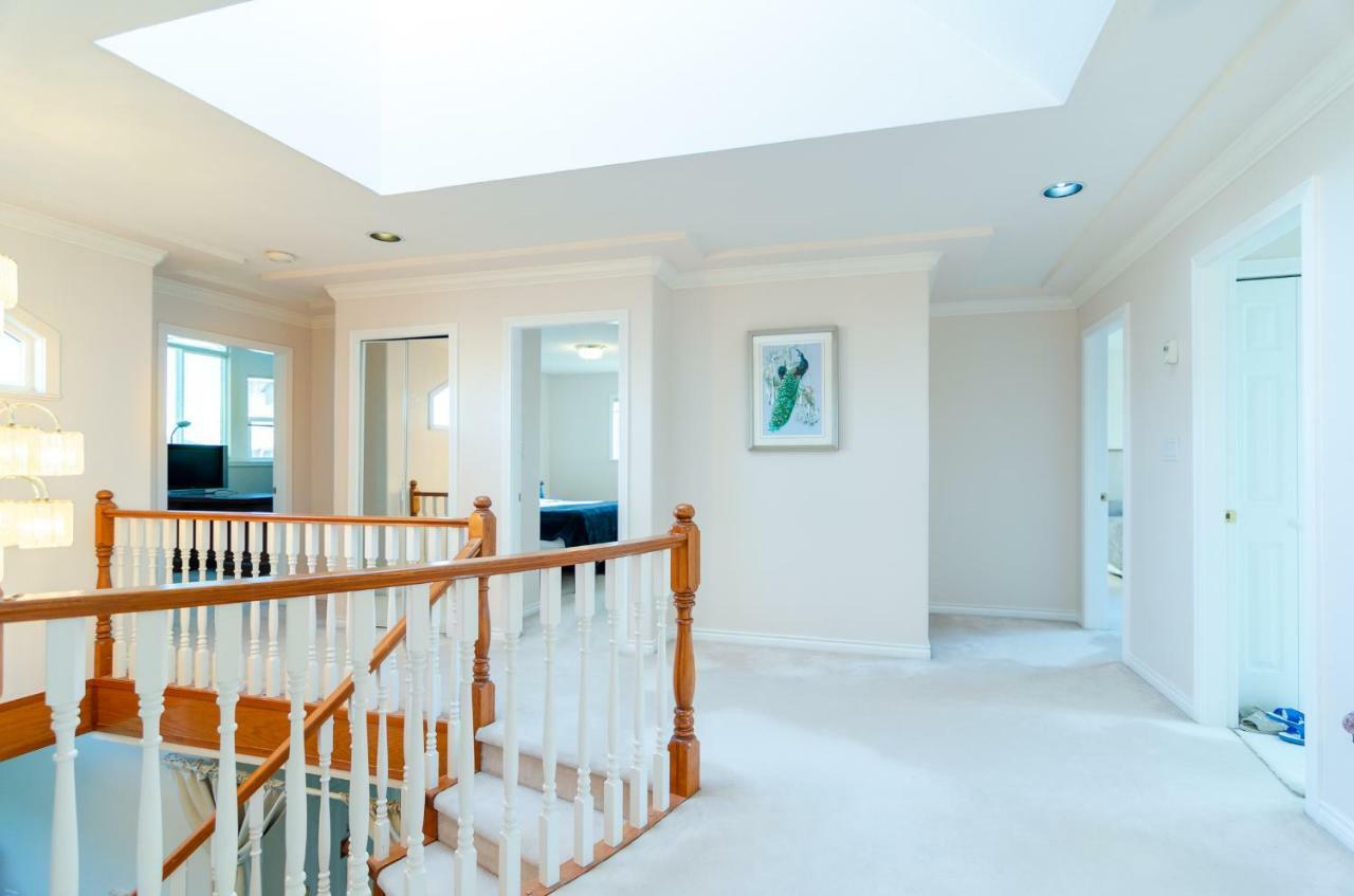 3 Private, Spacious, Bright Rooms In A Gorgeous House New Westminster Exterior foto